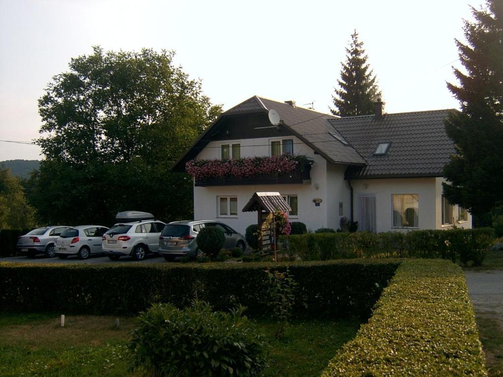 Nočitev z zajtrkom House Ana Plitvicka Jezera