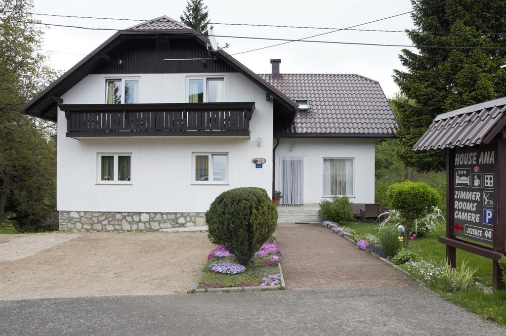 Nočitev z zajtrkom House Ana